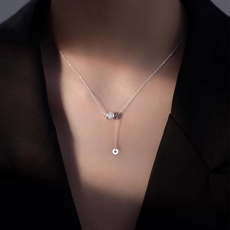 S999 Silver Slim Chain Necklace: Elegant High-End Clavicle Jewelry, Perfect Birthday Gift for Women, Girlfriends, or Best Friends.