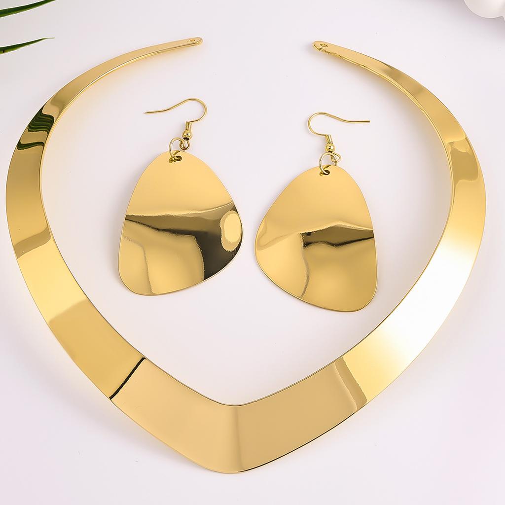 European and American Open Collar Fashion Metal Exaggerated Necklace Earrings Set Women's Jewelry