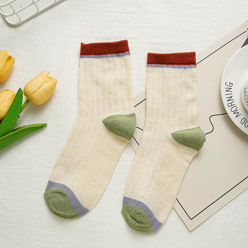 5 Pairs Women's Korean Harajuku Style Breathable Socks Mid-tube Colorful Socks
