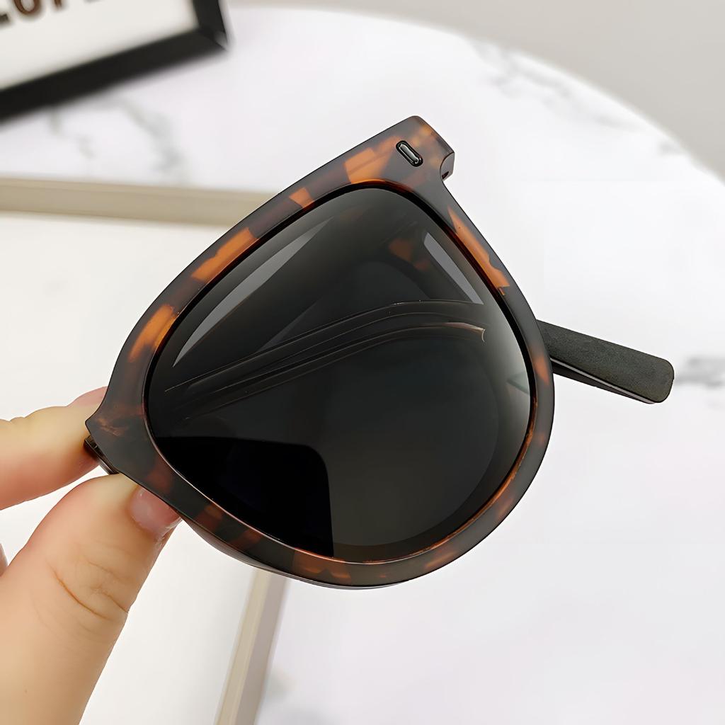 Foldable Sunglasses for Women's Luxurious Outdoor Use Sunscreen Sunglasses for Men Driving Use Sunglasses Anti UV Strong Ligh