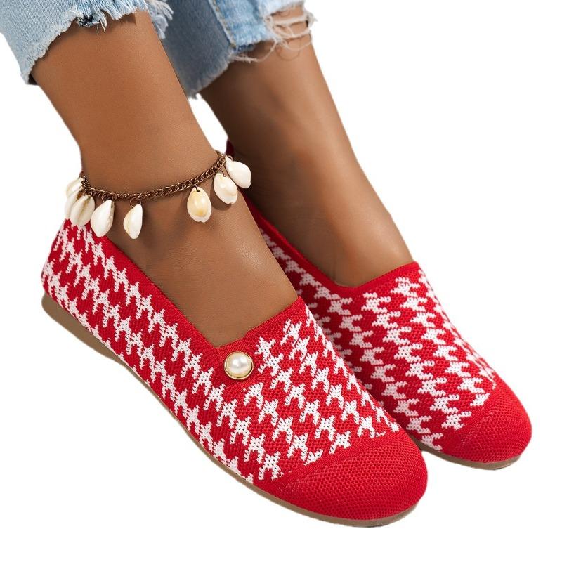 Women’s Round Toe Loafers Pearl Embellished Slip-On Breathable Casual Flats