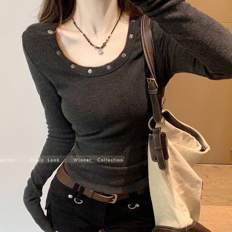 Korean Style Slim Fit Round Neck Rivet Long Sleeve Top for Women - Spring Solid Color