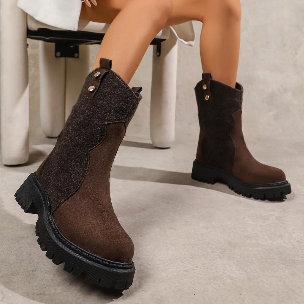 Retro Winter Boots Women's 2025 Autumn New Martin Boots Round Toe Pleated Boots Large Size