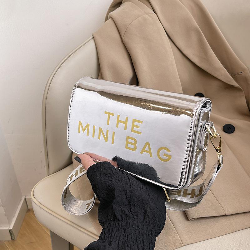 

Trendy Letter Print Crossbody Bag with Wide Strap - Versatile Small Square Bag for Women серебряный