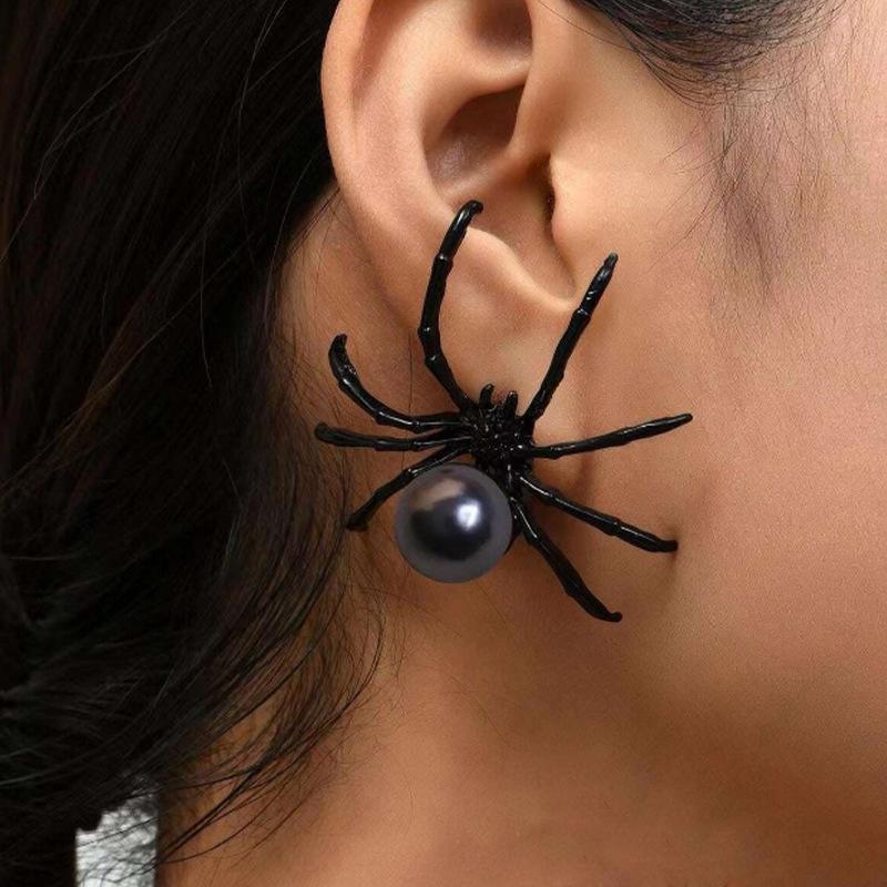 New Fashion Black Spider Pearl Earring Trendy Personality Dark Style Halloween Ear Nail for Women Alloy Geometric Ear Accessory
