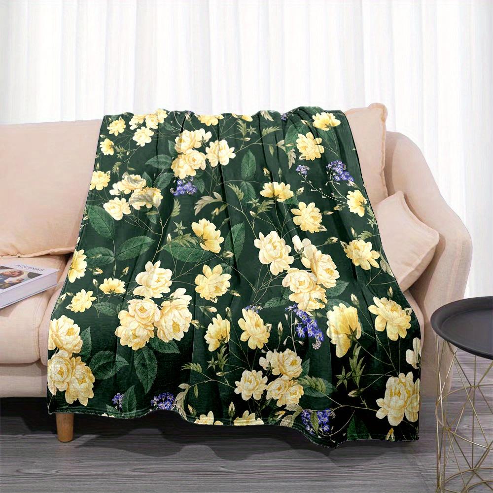 Soft & Cozy Flannel Throw Blanket with Creative Green Leaf and Floral Design - Perfect for Couch, Bed, Office Naps, Camping