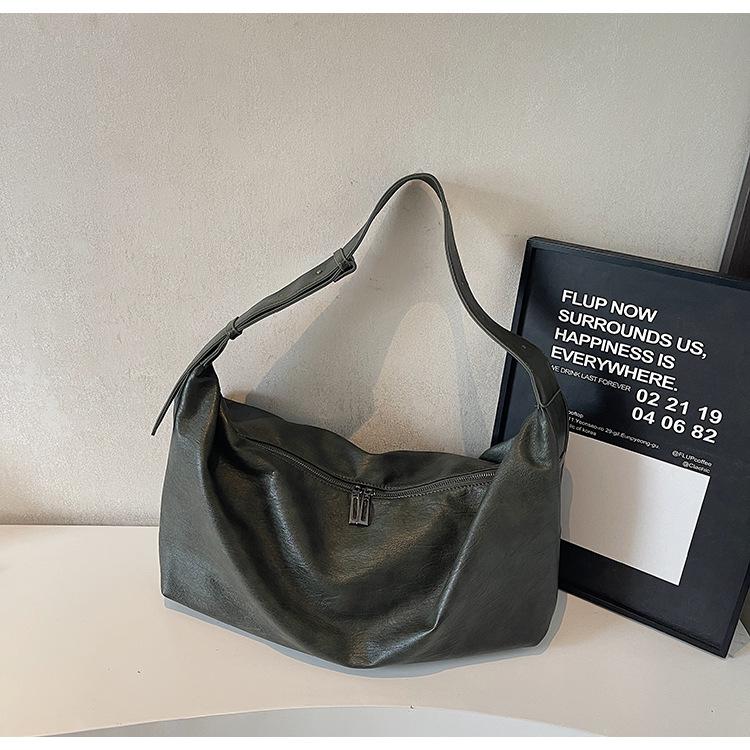 

2025 popular women s bags fashion casual single armpit bags large capacity European and American trends high sense versatile tote bags зелений