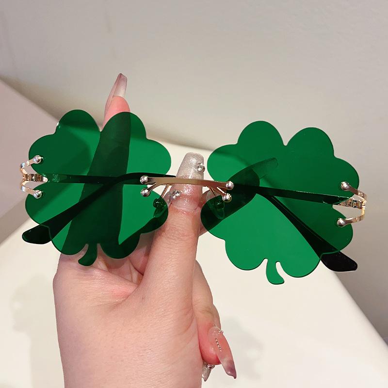 New European and American fashion borderless green clover sunglasses seaside holiday party sunglasses women