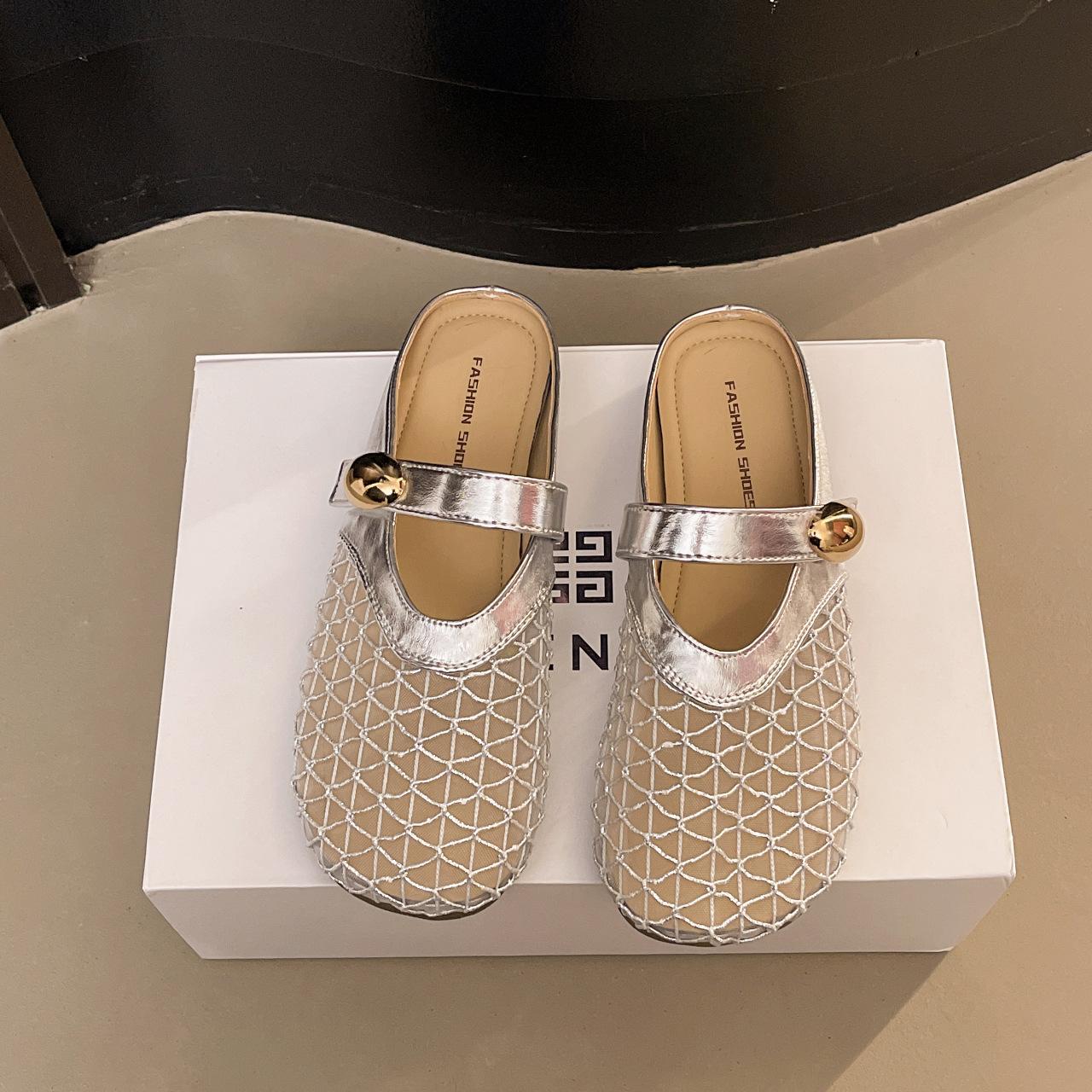 

French mesh bag head half slippers women s summer wear beautiful cool slippers 2025 new flat one-pedal sandals 35 серебряный