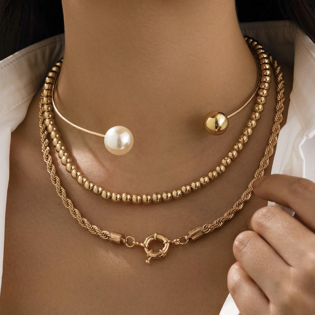 Personalized Punk Metal Ring Collar Necklace Asymmetrical Imitation Pearl Beaded Necklace Set