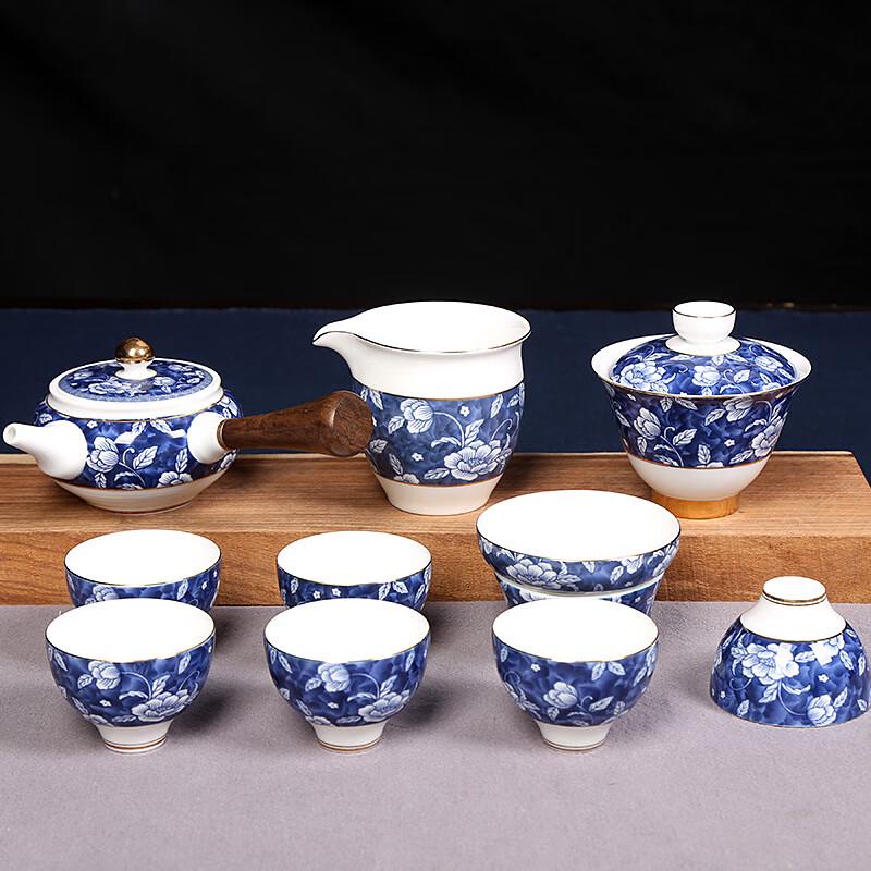 Blue and White Porcelain Lotus 6-Person Gongfu Tea Set