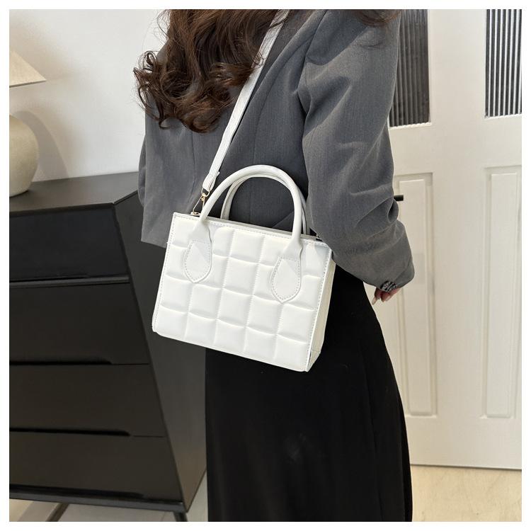 New Fashion Faux Leather Square Shoulder Bag for Women Korean Style Handbag Crossbody Purse