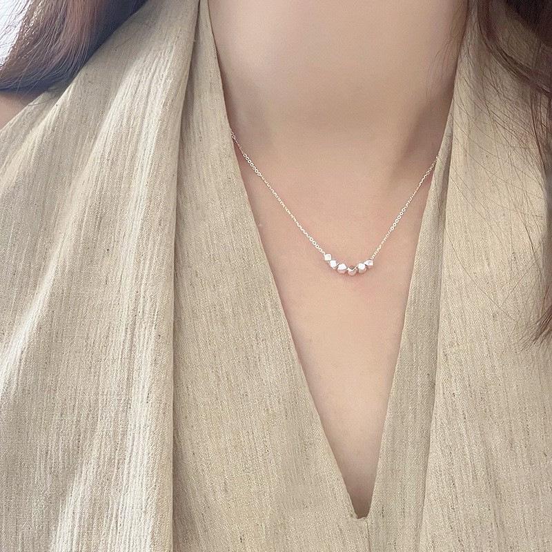 Women's Trendy Water Drop Pendant Necklace - Versatile, Fashionable, and Creative Clavicle Chain