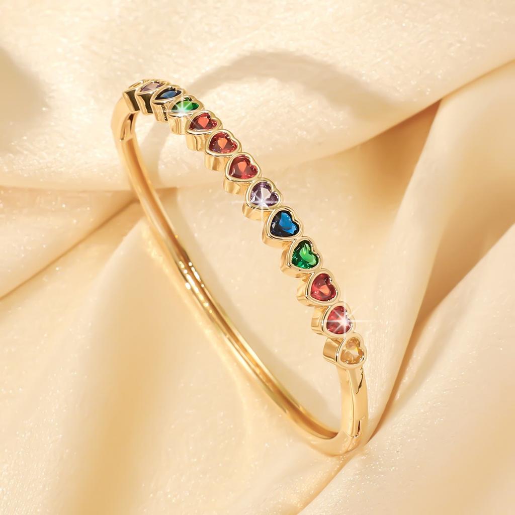 New Minimalist and Fashionable Heart-shaped Bracelet with a Unique and Niche Design Sense