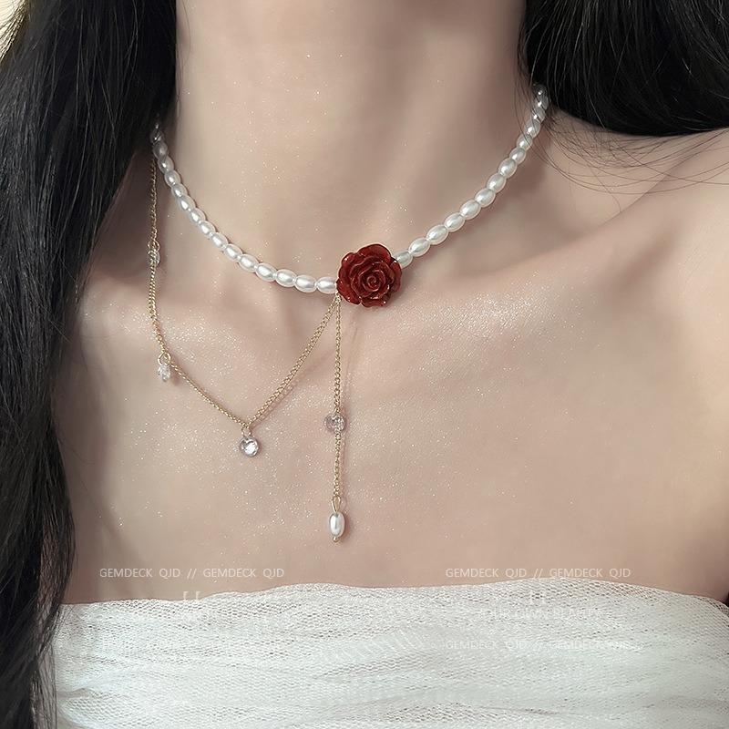 Rose Zircon Pearl Necklace Women's Collarbone Chain Retro Niche Design High-end Neck Chain Temperament Accessories