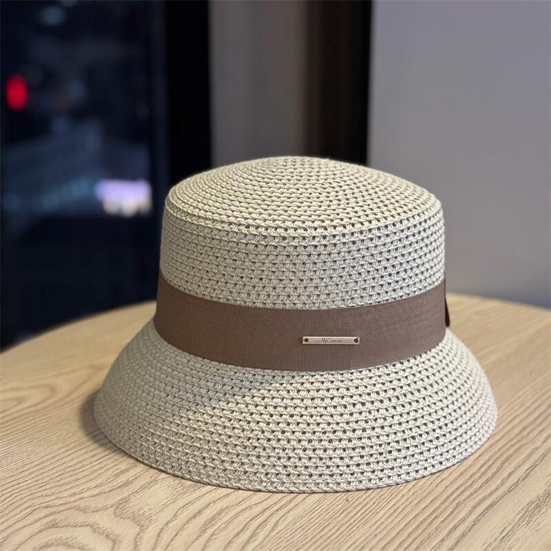 

Beach straw hat for women, summer outing flat-top sun hat, sun protection, UV protection, stylish, large head circumference, French-style hat Adult54-60Adjustable легкие хаки