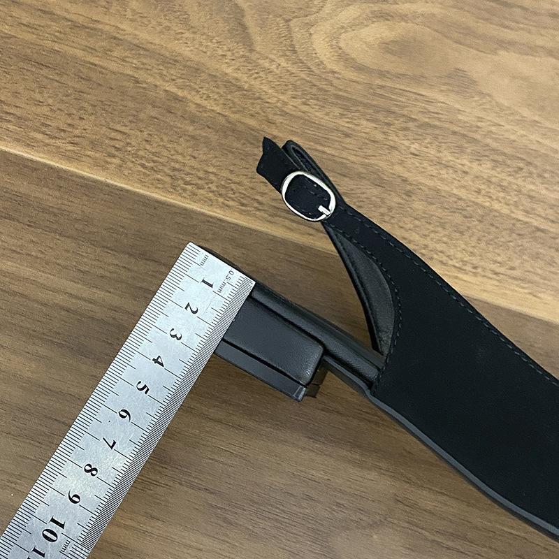 Summer new shoes 2025 one-word bag head sandals women's retro pointed French thick heel light mouth flower sandals