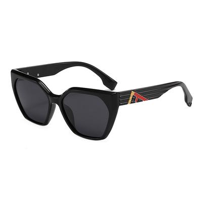 2025 New Letter Glasses Polarized High Definition Sunglasses Women Brand High Quality Cat Eye Sun Glasses Ladies Eyewears UV400
