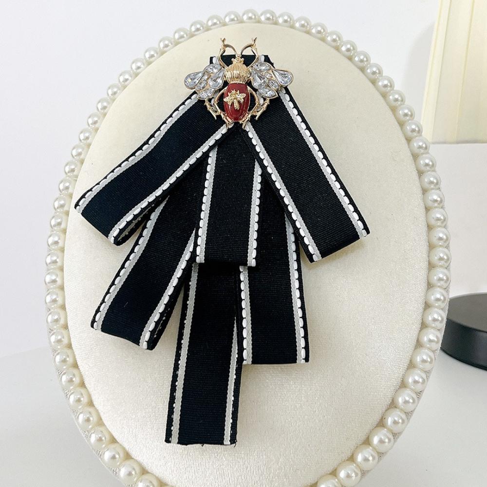 

Ретро тканевые броши-банты для женщин, значок пчелы со стразами, в стиле колледжа, булавки для воротника рубашки, модные аксессуары для свадебной вечеринки