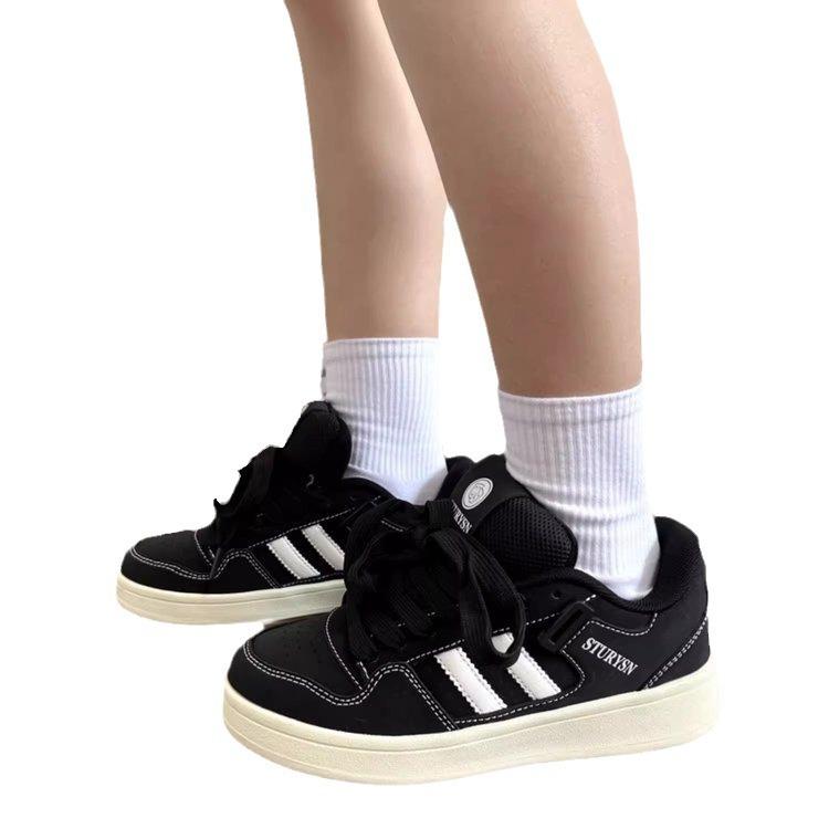 High value Hong Kong style retro autumn new versatile matte black bread shoes women's fashion casual board shoes