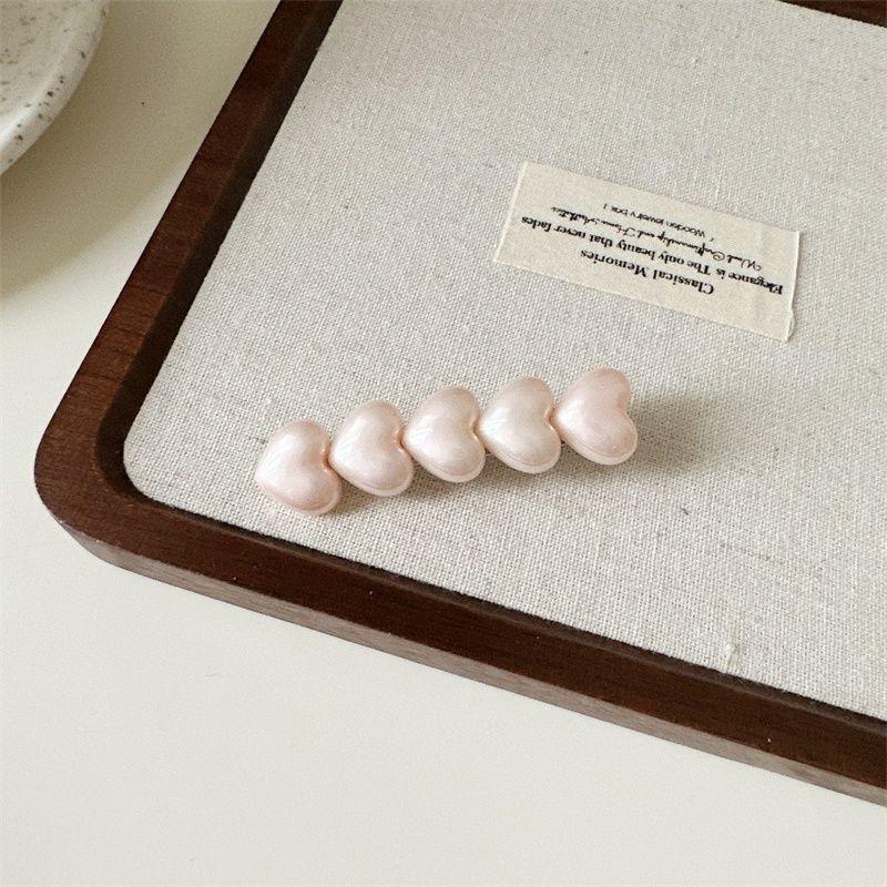 Jelly Color Cute Strawberry Hairpin Girls Lolita Bangs Duckbill Clip Girls Sweet Hair Side Clip Summer Styling Accessories