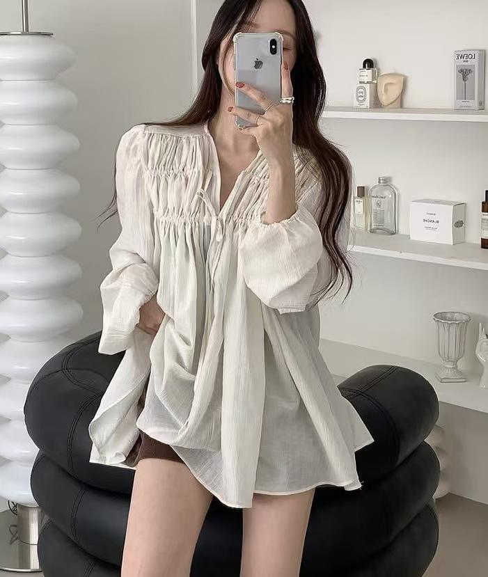 2026 Early Spring Korean V-neck Lace-up Puff Sleeve Chiffon Blouse