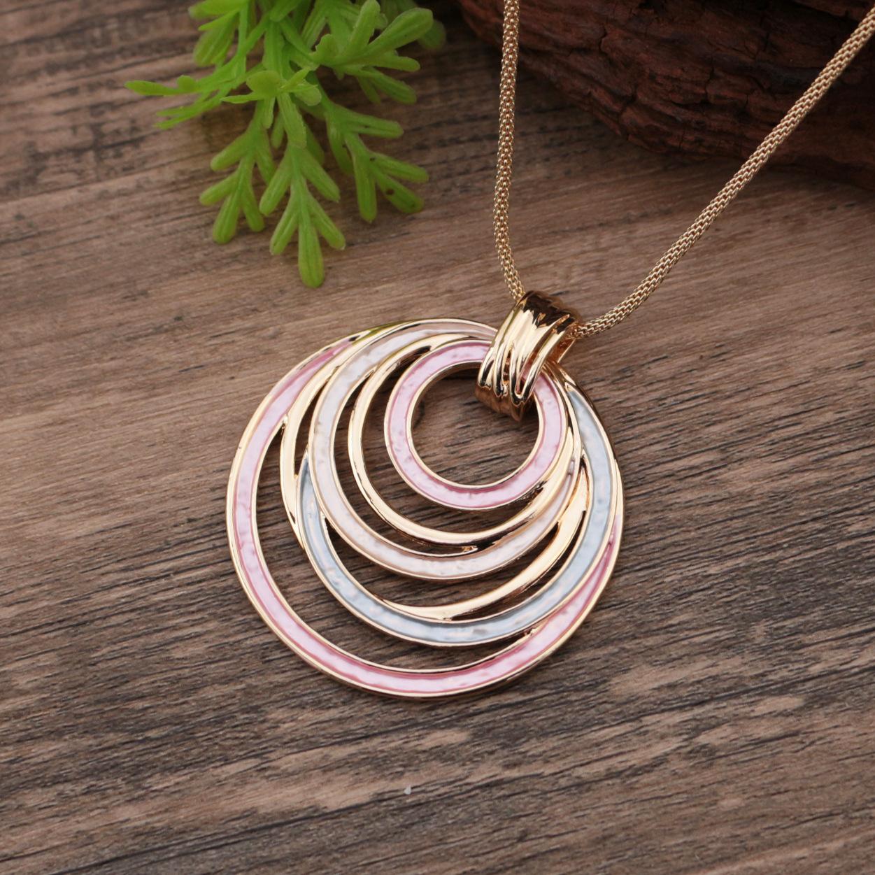 

Эмалевый цвет полое кольцо длинная подвеска, богемный стиль женское круглое сетчатое звено длинное ожерелье