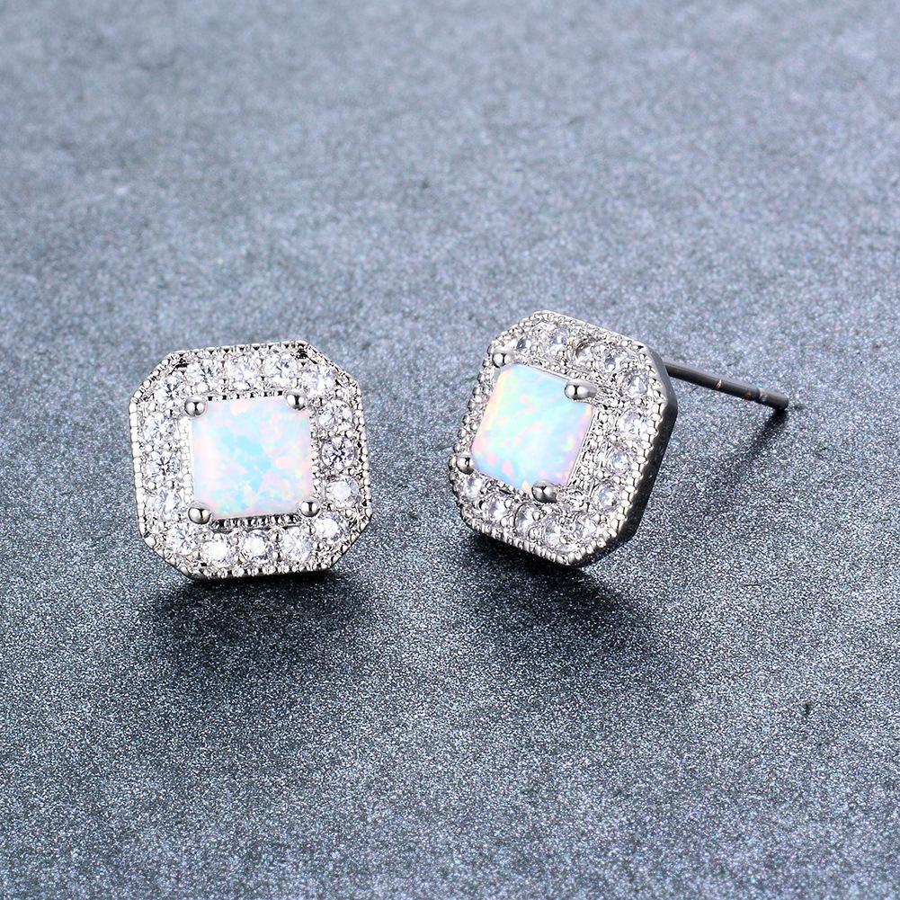 Hot Selling Square Earrings for Light Luxury and Fashionable Commuting