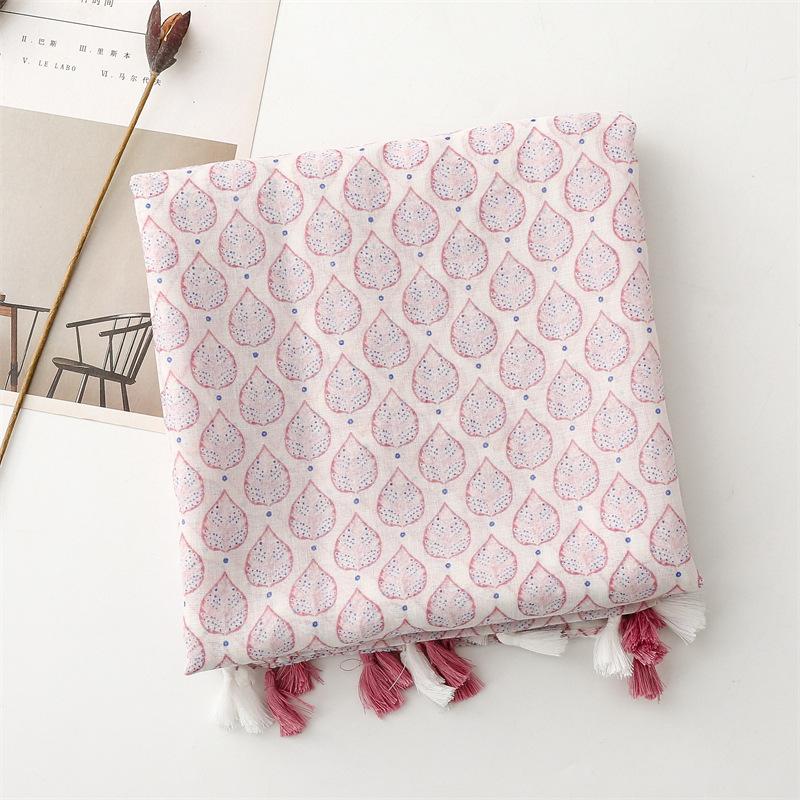 Silk Scarf Women's Spring and Summer Fruit Strawberry Scarf Women's Scarf Travel with Beach Scarf Printed Sunscreen Shawl