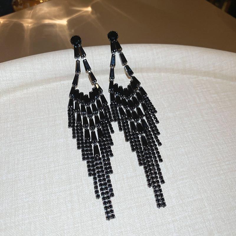 Diamond Crystal Star Tassel Pearl Earrings: Luxurious High-end Fashion Studs