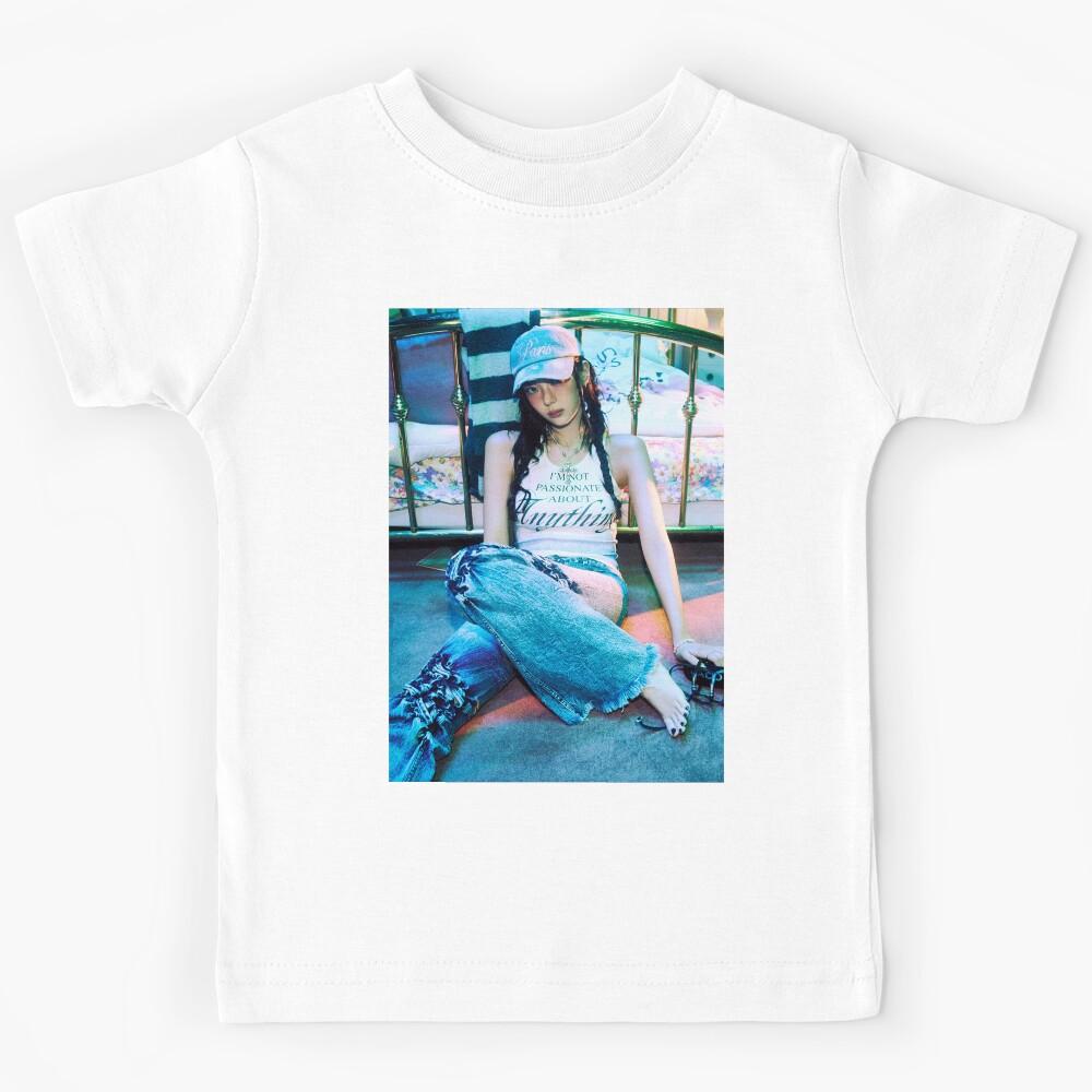 LIA ITZY (KPOP) Kids T-Shirt 150