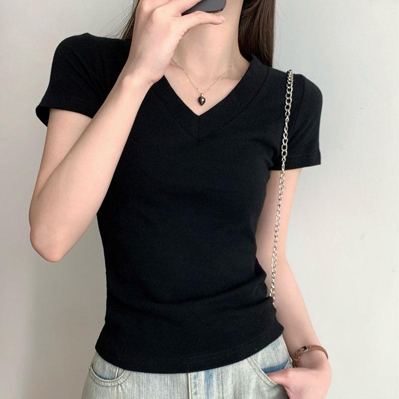 

Women s Slim Fit Black V-Neck Cotton T-Shirt – Short Sleeve, Ribbed Base Layer, Flattering Elastic Design for Summer L чёрный