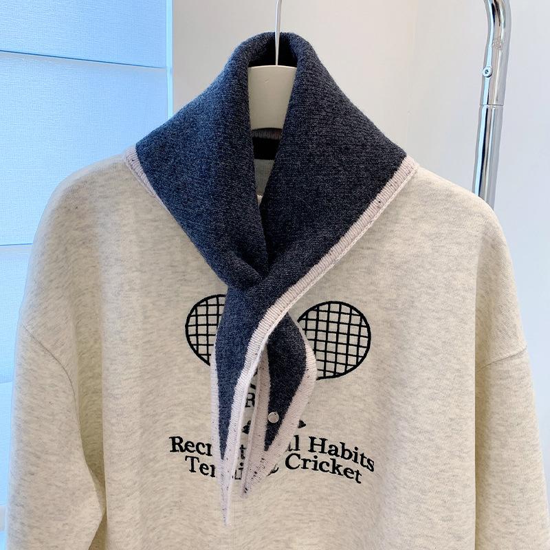 British Korean Triangle Scarf Niche Wool Triangular Scarf Women Headscarf Knitted Scarf Multi-Functional Warm Knitted Scarf