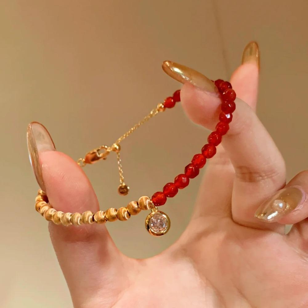 

Elegant Chinese Zodiac Year Bracelet for Women Simulated Red Agate Cat Eye Bracelet Fashion Retro Lucky Charm