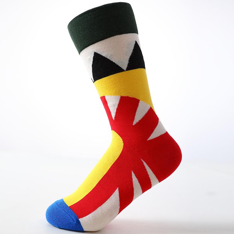 Coton peigné nouveau phare rétro chaussettes de marée japonaises hommes et femmes chaussettes mi-mollet brodées