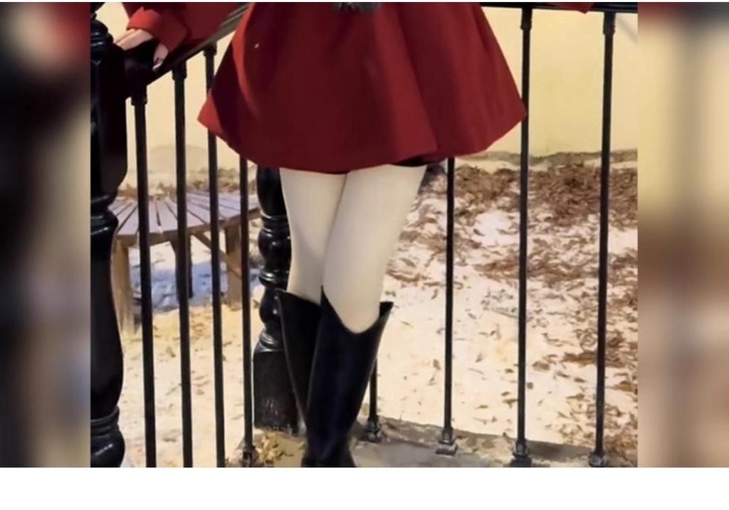 Damen-Rot Samt Gepolsterter Mantel - Weihnachts- & Neujahrsedition