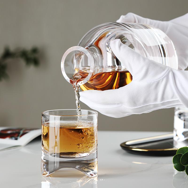 Set de Whiskey de Cristal de Lux: Decor Sticlă de Vin, Pahare și Butoi pentru Casă sau Club.
