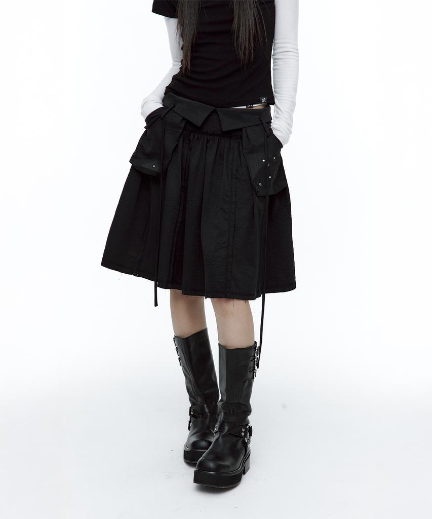 Rough Neck Out-Pocket Pleated Skirt Black