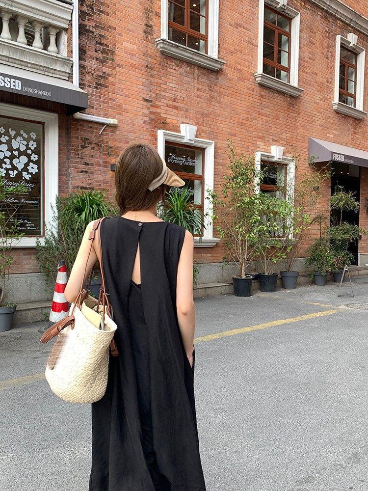Women's Japanese & Korean Sleeveless Backless Summer Beach Dress: Loose Fit, Slimming Design