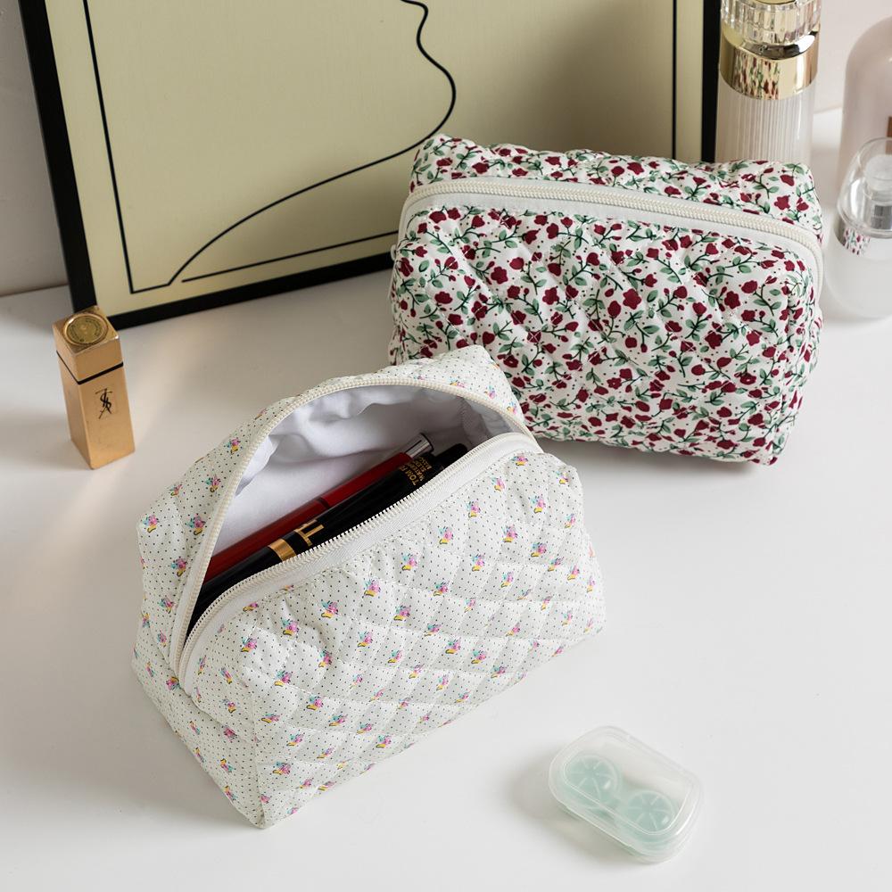 Soft Quilted Cotton Makeup Bag Women Zipper Cosmetic Organizer Handbag Portable Toiletry Case For Girls Stationery Pens Pouch
