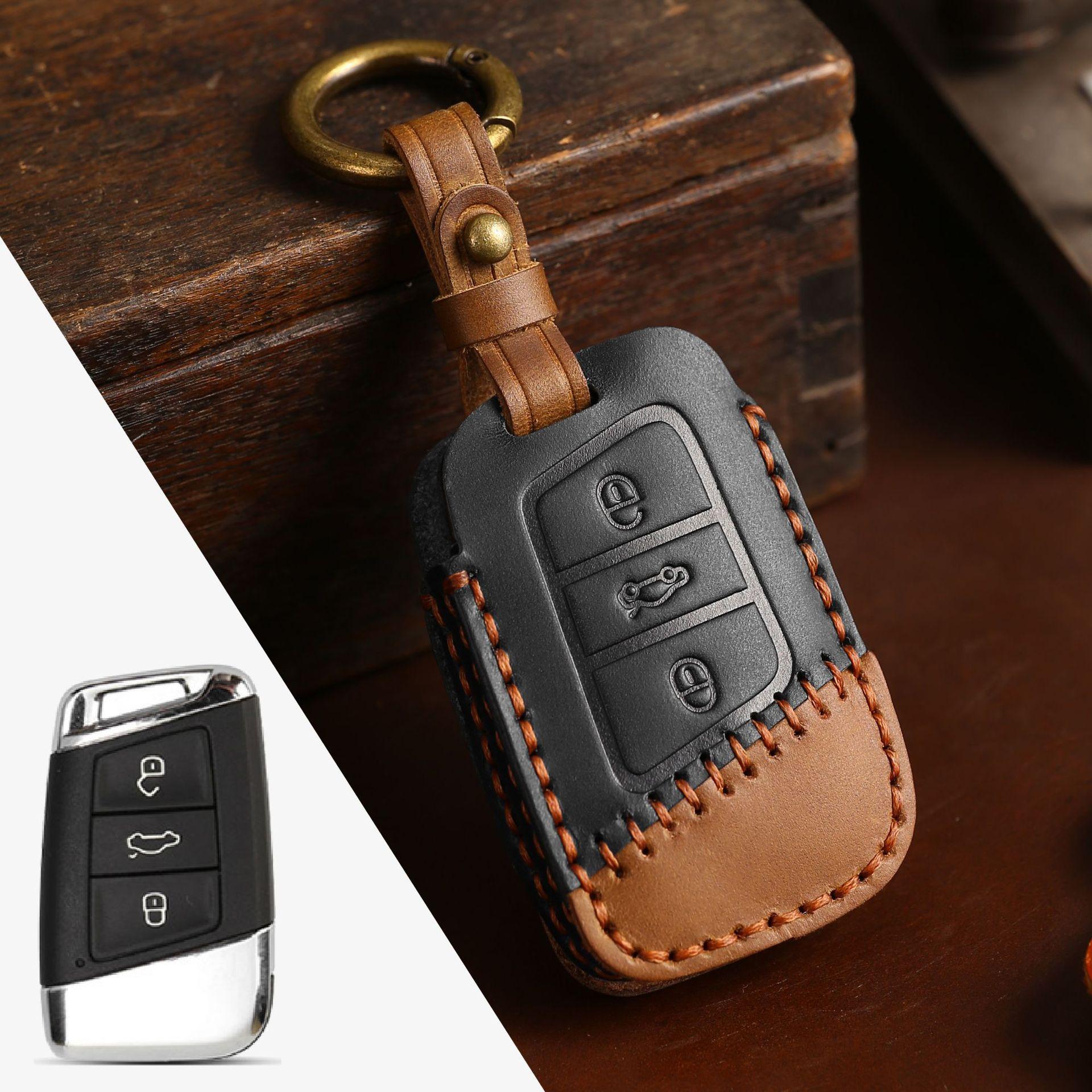 

Crazy horse leather key cover is suitable for Volkswagen car key protective cover Langyi Bora genuine leather car key bag.