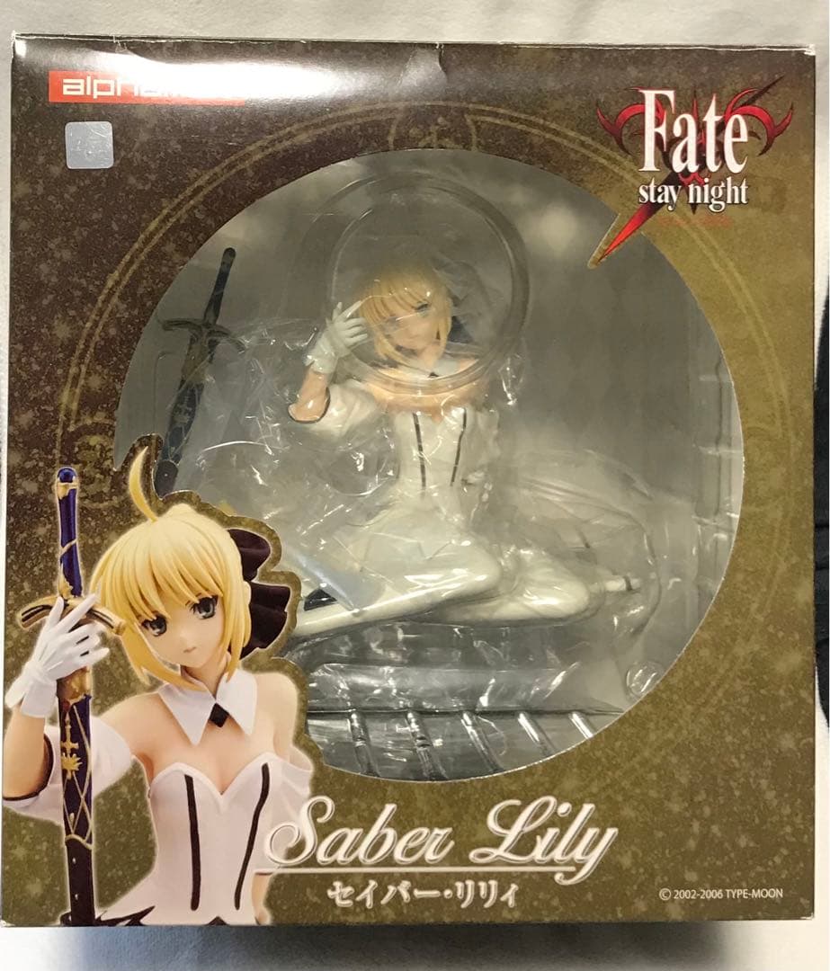

[USED] Fate/stay night 1/7 Saber Lily Figure