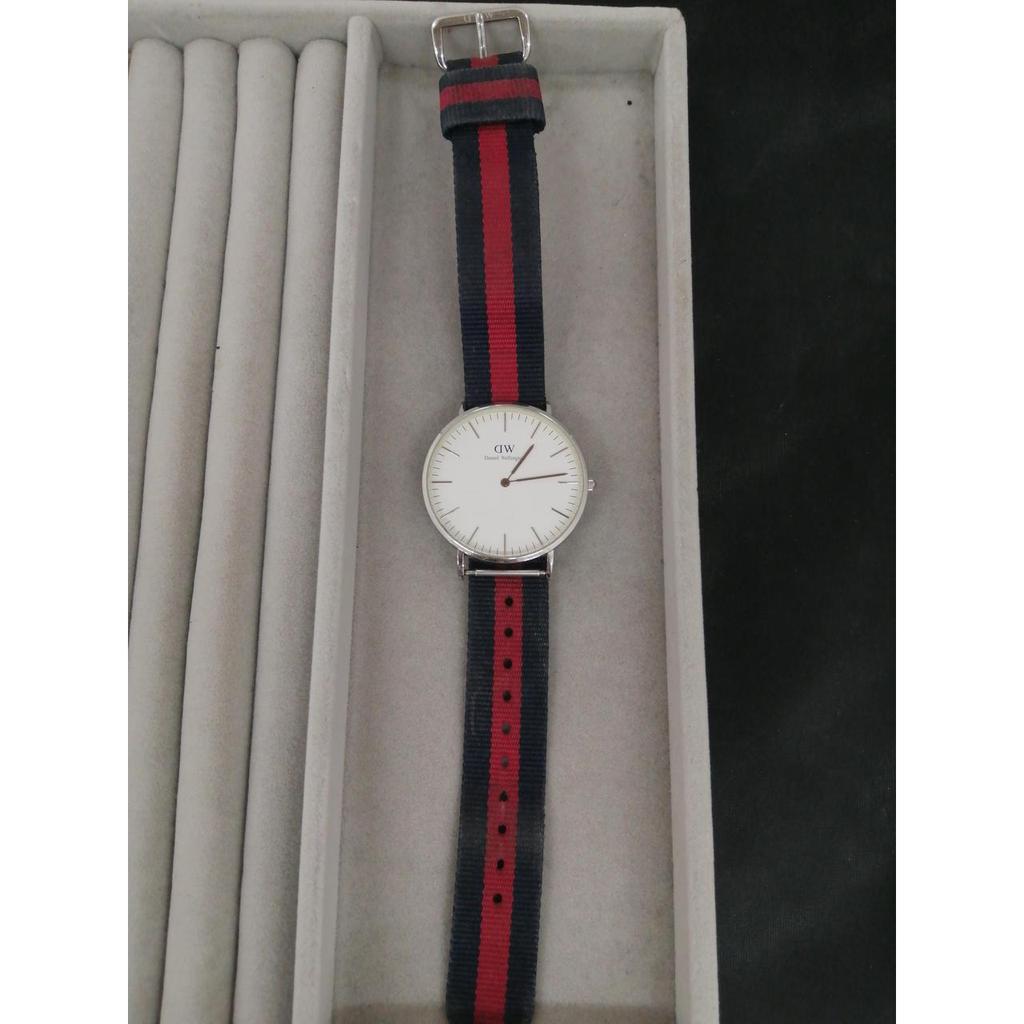 Used DANIEL WELLINGTON B36S5 watch
