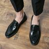 Fashion Spring Autumn Men Casual Business Leather Loafers Men Shoes Slip-On Flats Outdoor Low Shoes Lightweight Comfort Non-slip