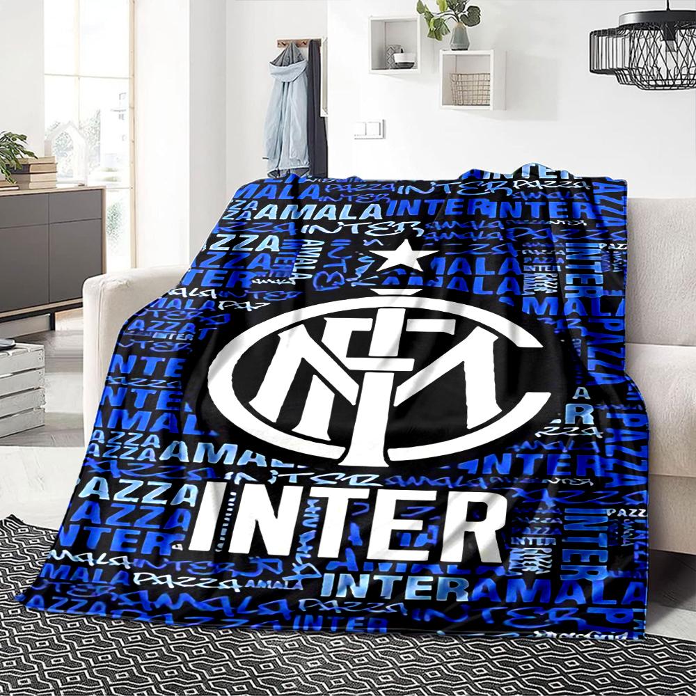 Inter Milan Fan Artwork Blankets Flannel Printed Breathable Warm Throw Blanket for Home Office Bedspreads 0708a100