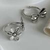Y2K Vintage Flower Bowknot Open Ring for Women Metal Style Hollow Petals Silver Color Trendy Finger Accessories Fashion Jewelry