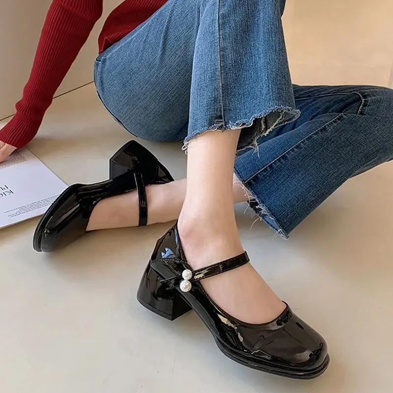 

Модная обувь Мэри Джейн бежевого цвета с квадратным носком и жемчугом, на среднем устойчивом каблуке, из роскошной кожи, в повседневном японском стиле лолита-готика, E 39 40