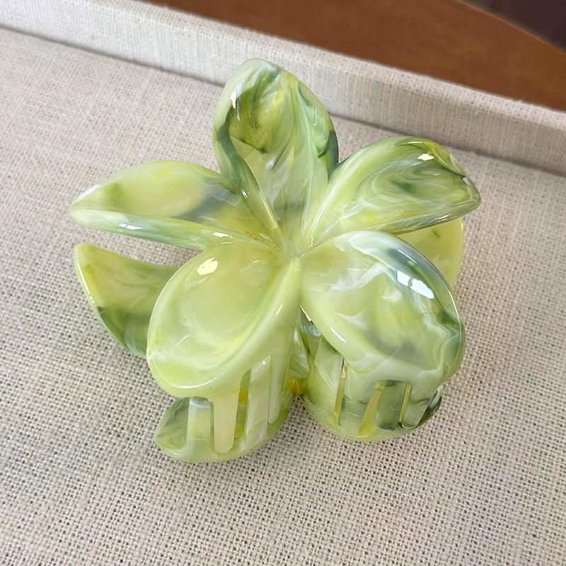 Flower Hair Claws Summer Beach Women Travel Hair Clips Bohemian Hairpins Girl Female Fashion Hair Accessories Barrettes Headwear