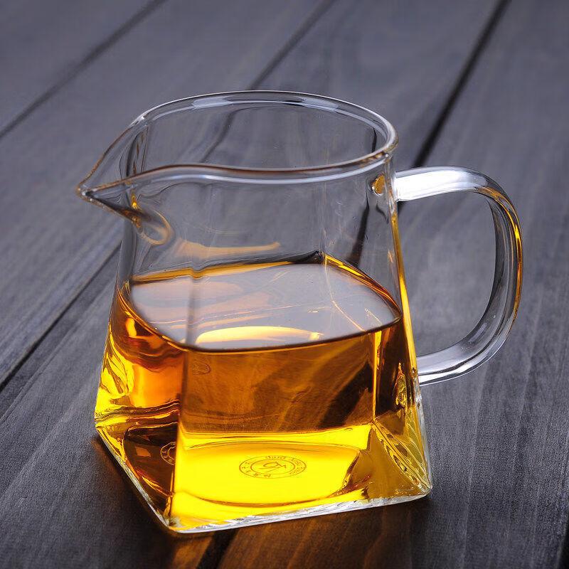 Heat-Resistant Glass Tea Pitcher & Fairness Cup
