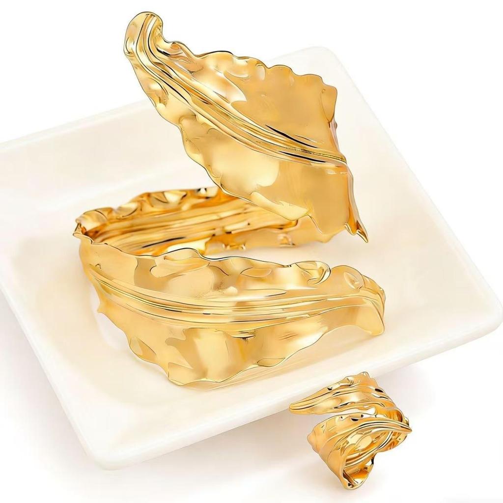 European Retro Gold Leaf-Wrapped Spiral Bracelet & Ring Set